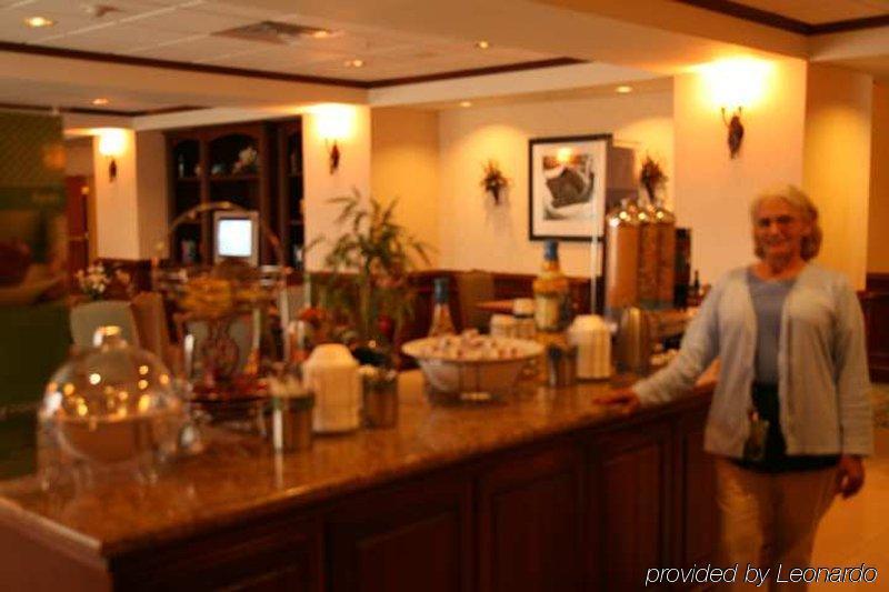 La Quinta By Wyndham Corpus Christi-N Padre Isl. Hotel Restaurant photo